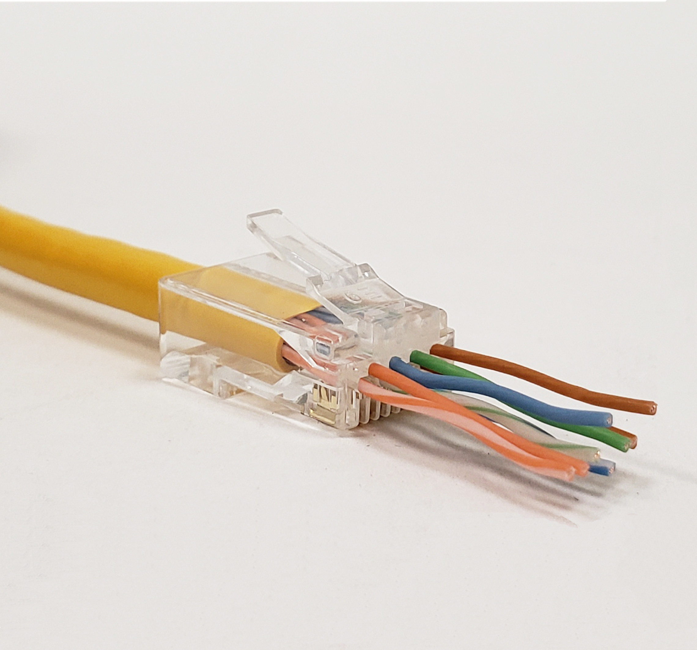 RJ45 CAT6 PASS-THROUGH SOLID OR STRANDED CONNECTOR (50/BAG)